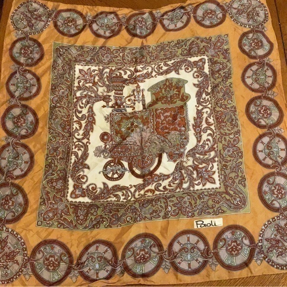 Mila Paoli Accessories - Beautiful Vintage Paoli Scarf